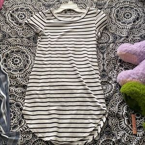 T-shirt dress